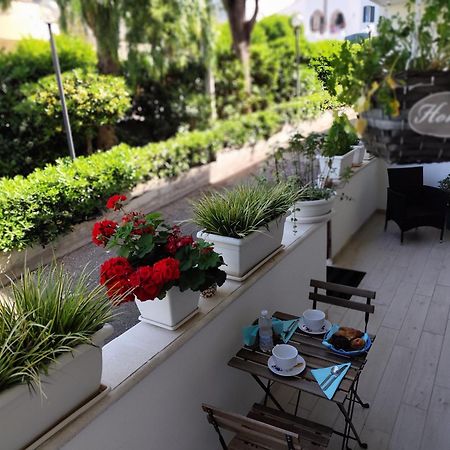 L'Alba Sullo Jonio Bed & Breakfast Taranto Luaran gambar